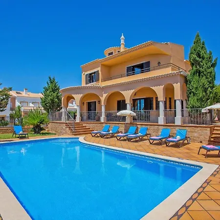 Karlia By * Gale (Albufeira)